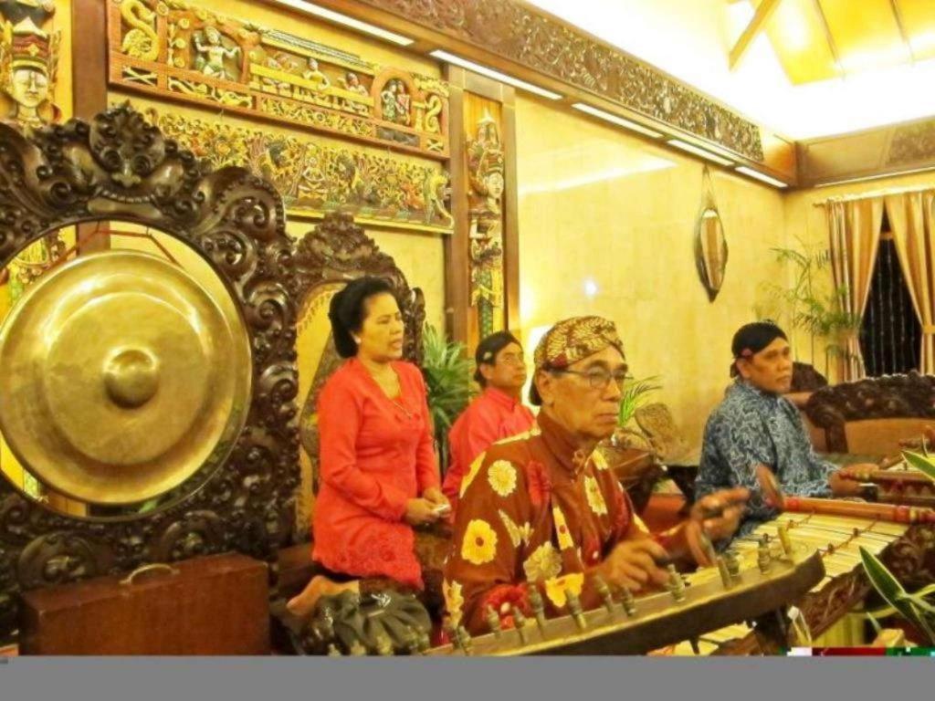 Puri Artha Hotel Pakualaman Exterior foto