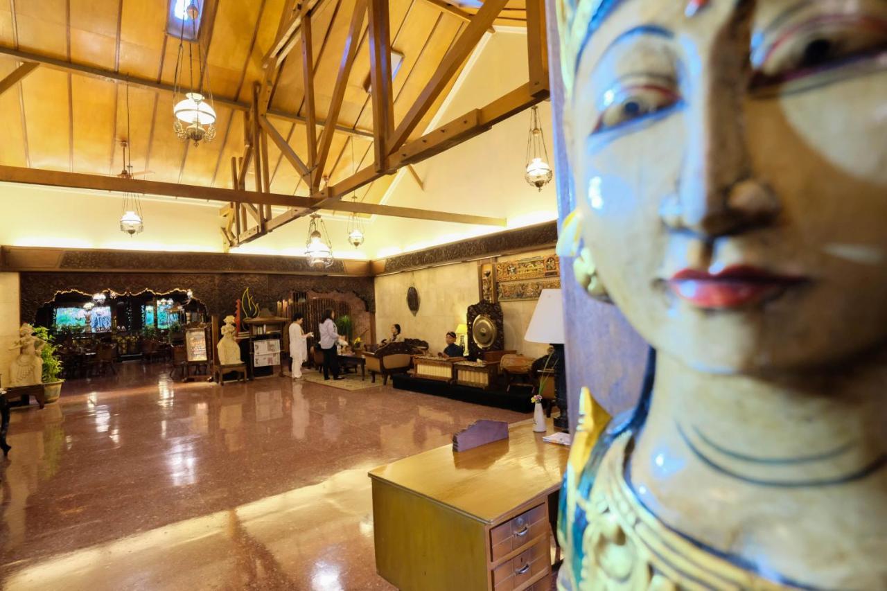 Puri Artha Hotel Pakualaman Exterior foto