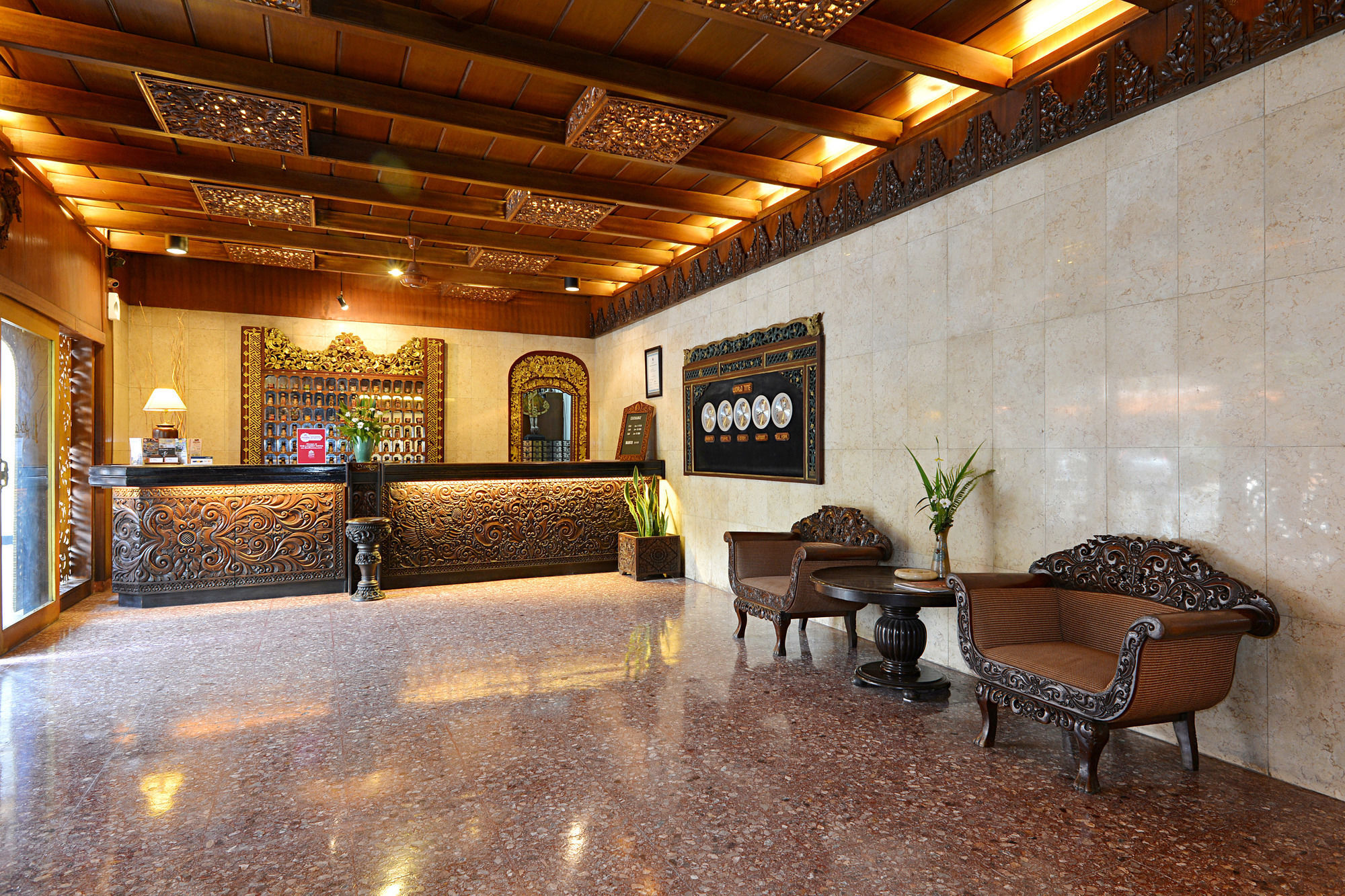 Puri Artha Hotel Pakualaman Exterior foto